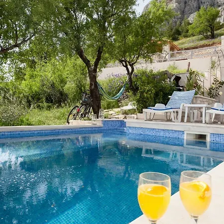 Holiday In 6716 Holiday home Makarska