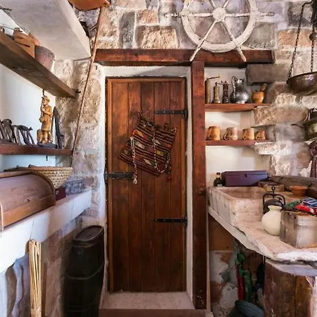 Holiday In 6716 * Makarska